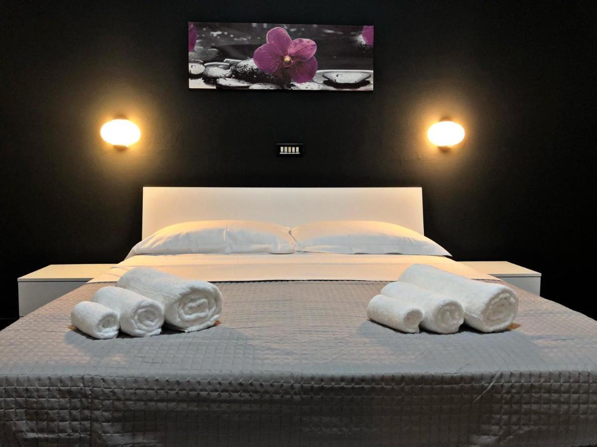 Hotel Neyra Beach Rimini Extérieur photo