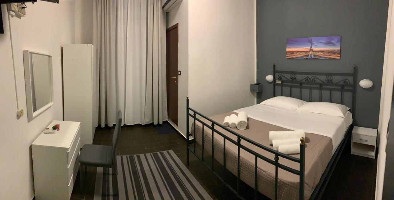 Hotel Neyra Beach Rimini Extérieur photo