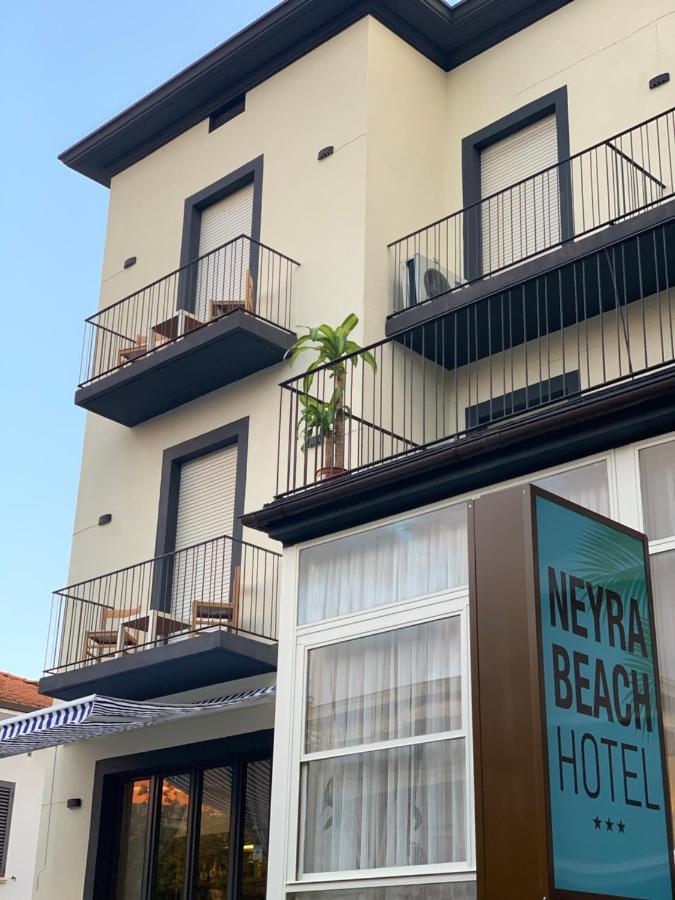 Hotel Neyra Beach Rimini Extérieur photo
