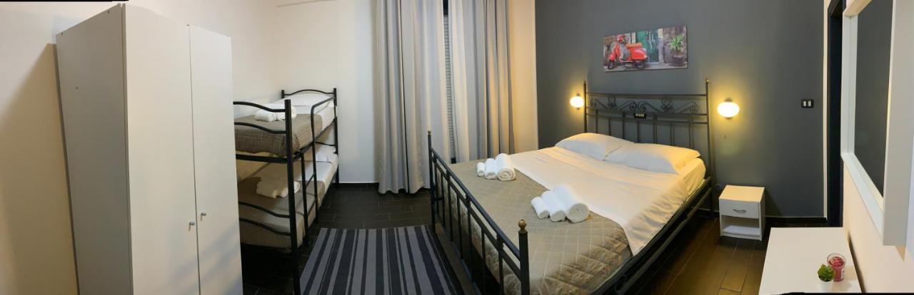 Hotel Neyra Beach Rimini Extérieur photo